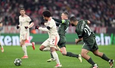 开云体育APP下载-皇家马德里客场逆转塞维利亚，凯恩助攻制胜的简单介绍