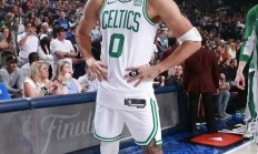 开云体育中国官网-关于凯尔特人B队逆转马刺，塔图姆关键制胜的信息