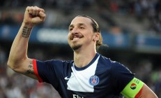 开云体育官网-英超争冠之夜，法比尼奥数据全面爆炸，中场大师如何改写冠军剧本