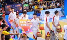 开云体育官方网站-一场激动人心的篮球盛宴回顾