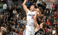 开云体育下载-挑战欧洲巨人，球星们尽展绝技