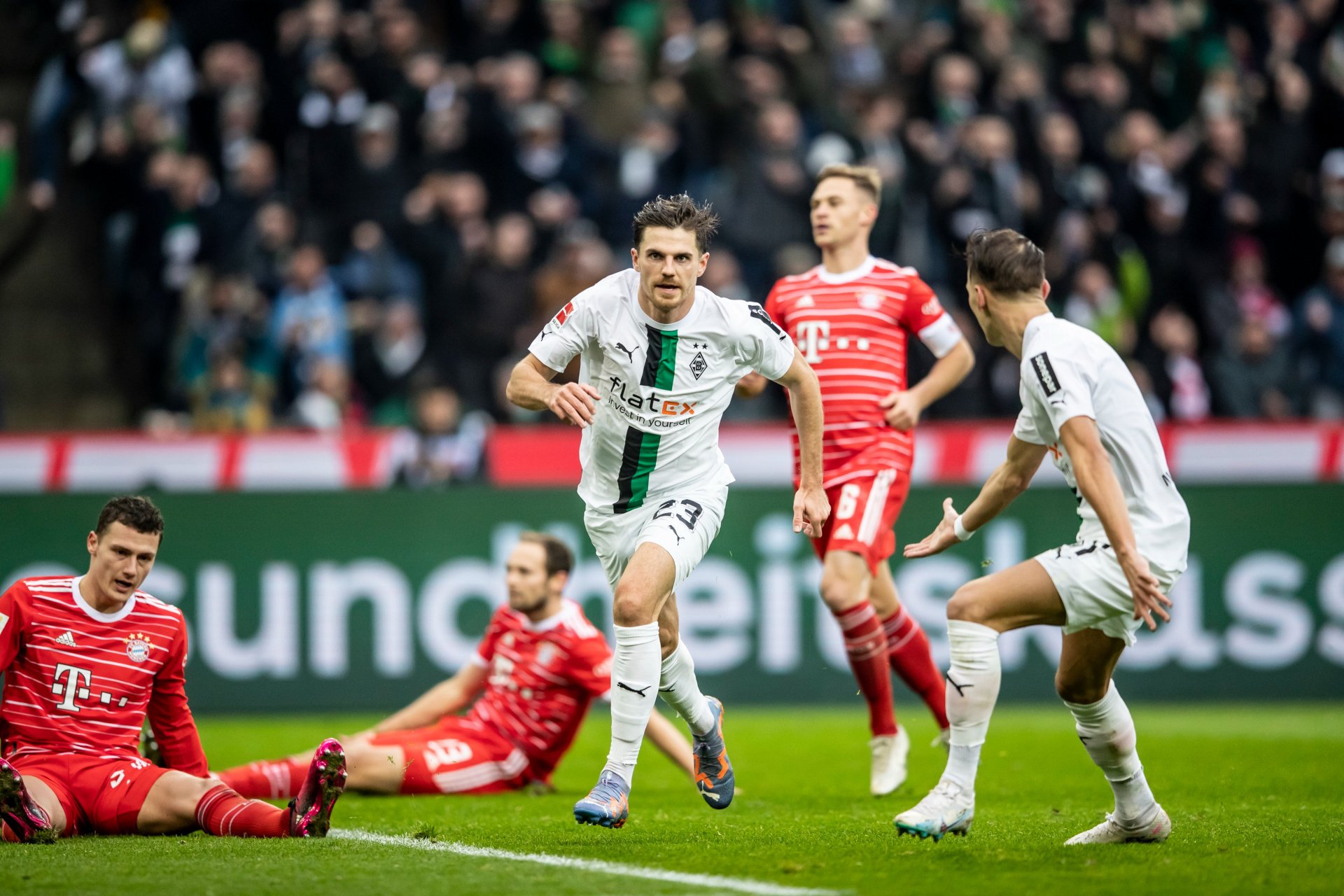 门兴兴门将扑出点球，助球队取胜的简单介绍