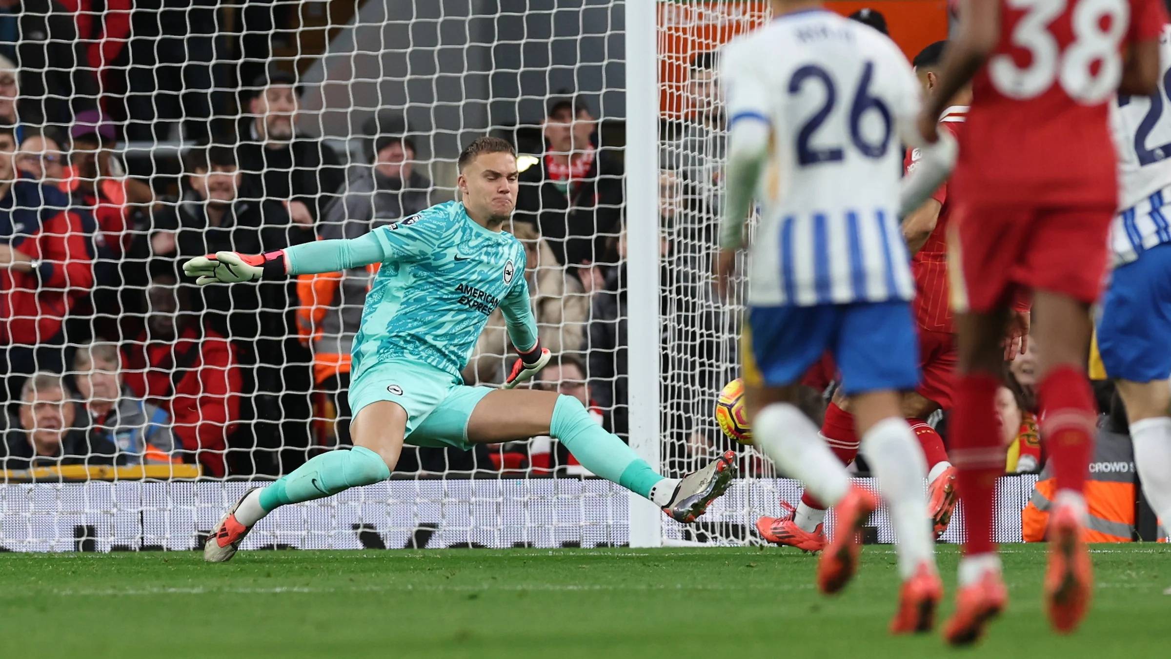 布莱顿逆袭太疯狂，欧冠之路开启