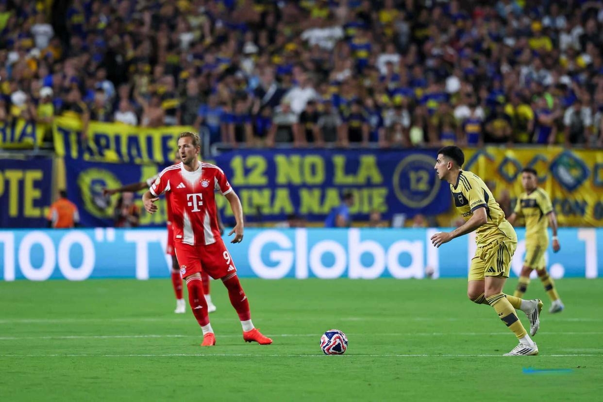 曼城主场绝杀拜仁，成功晋级欧冠四强