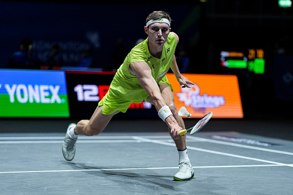 丹麦队逆转法国队，安赛龙惊艳四座