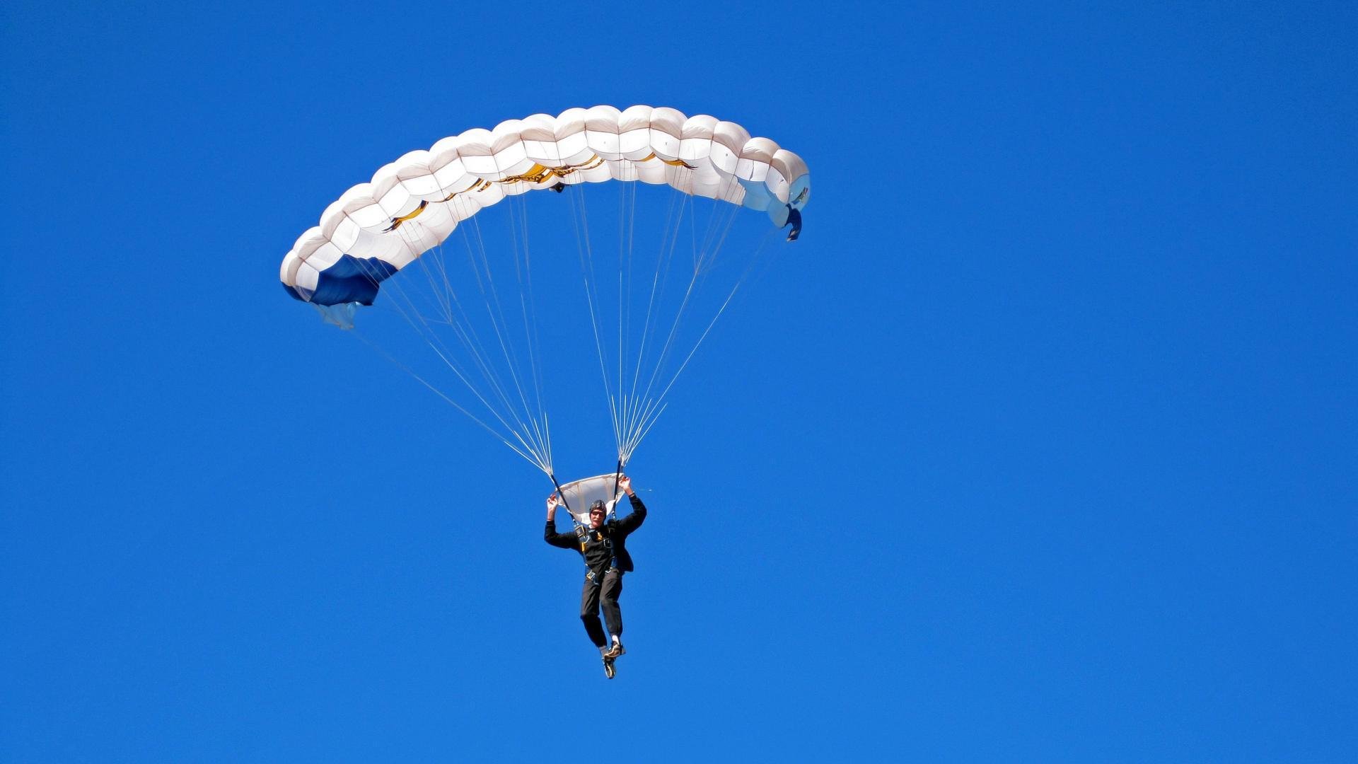 冷门与统治，日本乒乓新星的崛起与奥恰洛夫的不老传奇